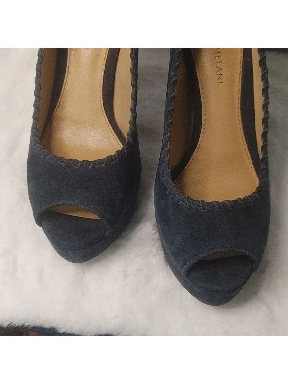 Antonio Melani Blue Suede Leather Peeptoe Platform Pumps sz 8 (heel pad)